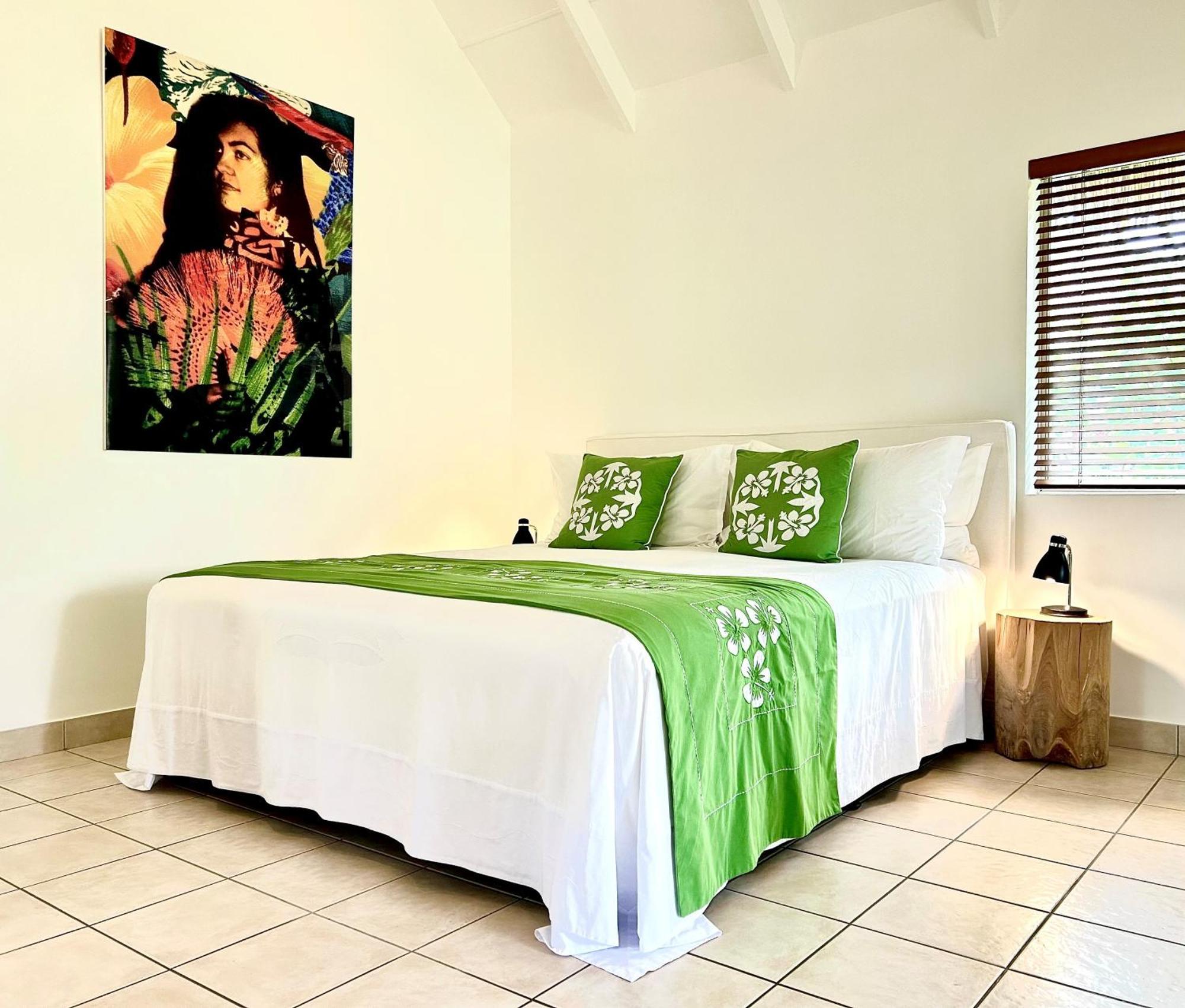 Motu Beachfront Art Villas Rarotonga Exterior photo