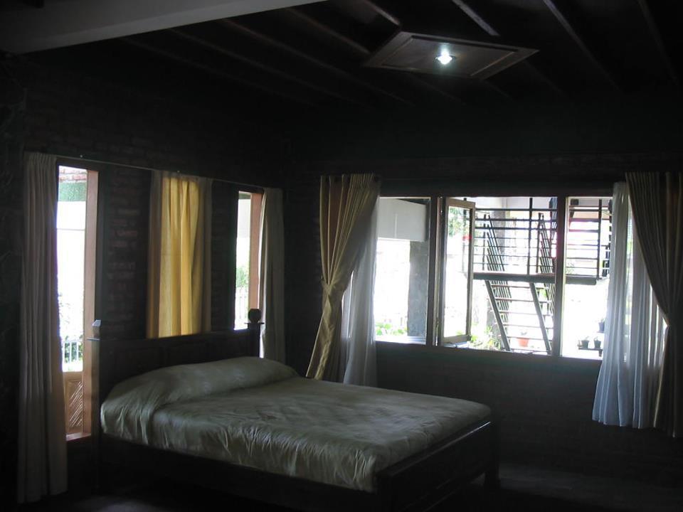 Motu Beachfront Art Villas Rarotonga Exterior photo